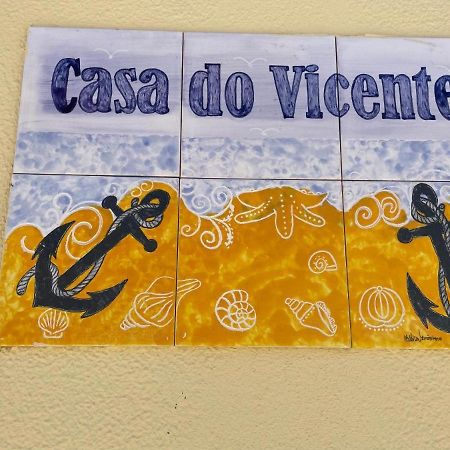 Casa Do Vicente, Localizada A 1.7Km Da Praia. Ribamar  ภายนอก รูปภาพ