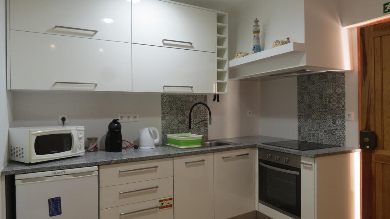 Casa Do Vicente, Localizada A 1.7Km Da Praia. Ribamar  ภายนอก รูปภาพ