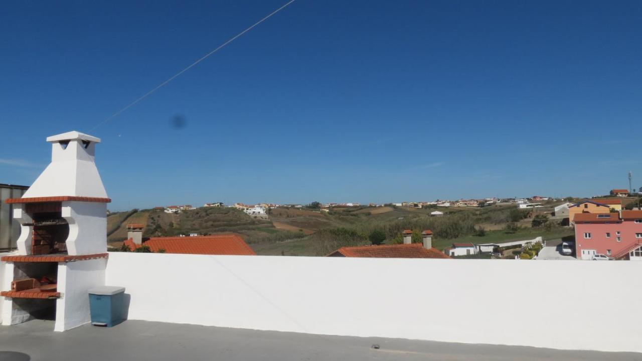 Casa Do Vicente, Localizada A 1.7Km Da Praia. Ribamar  ภายนอก รูปภาพ