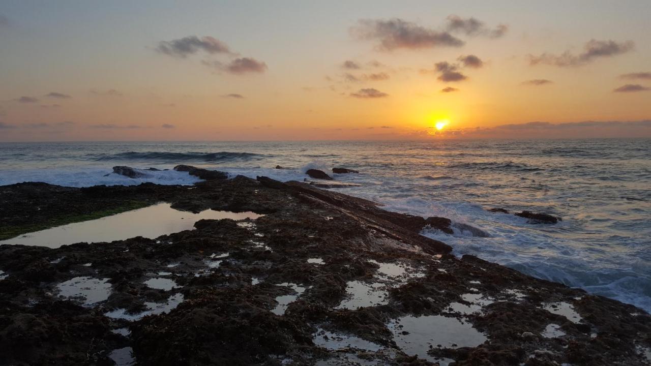 Casa Do Vicente, Localizada A 1.7Km Da Praia. Ribamar  ภายนอก รูปภาพ